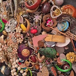 Craft Jewelry Bundle Single Earrings Beads, Parts Bracelet Pieces 3.10#